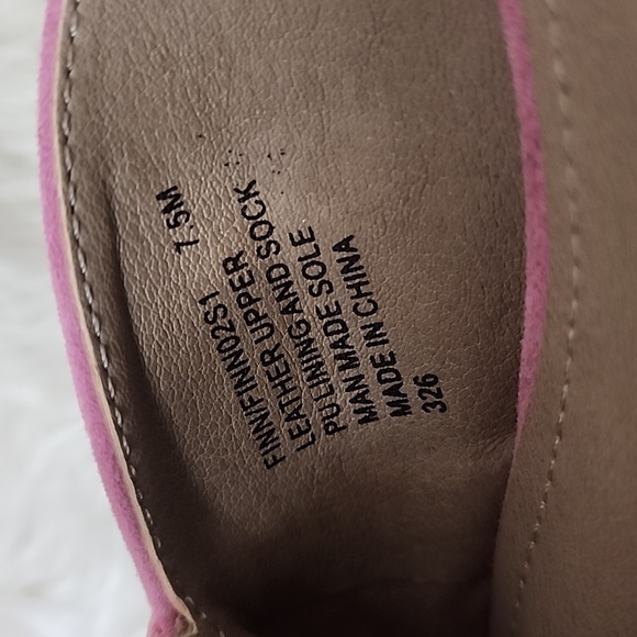 Steve Madden Finn Pink Chain Detail Mules - Picture 7 of 7